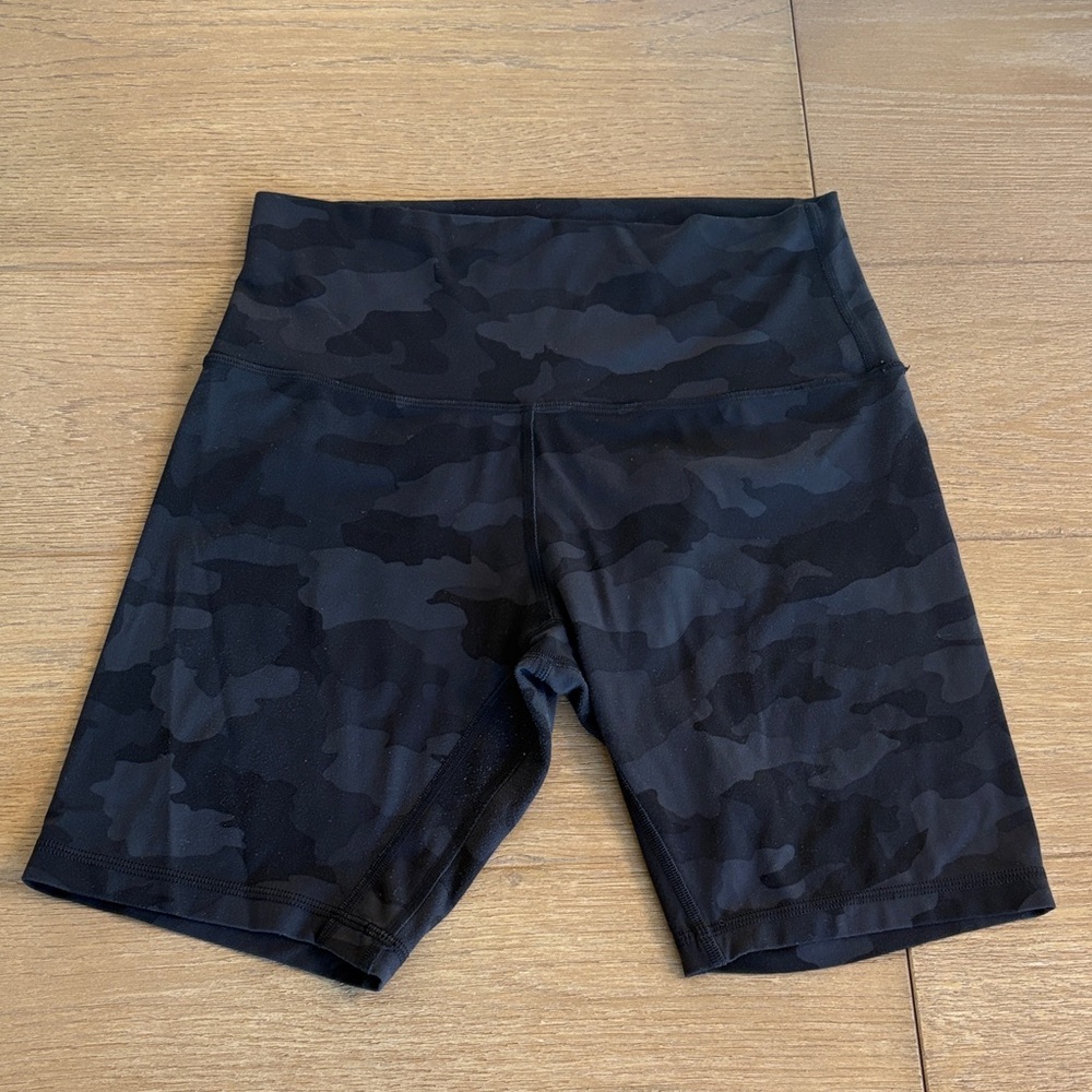 lululemon athletica Black Camo Mid-Rise Bike Shorts
